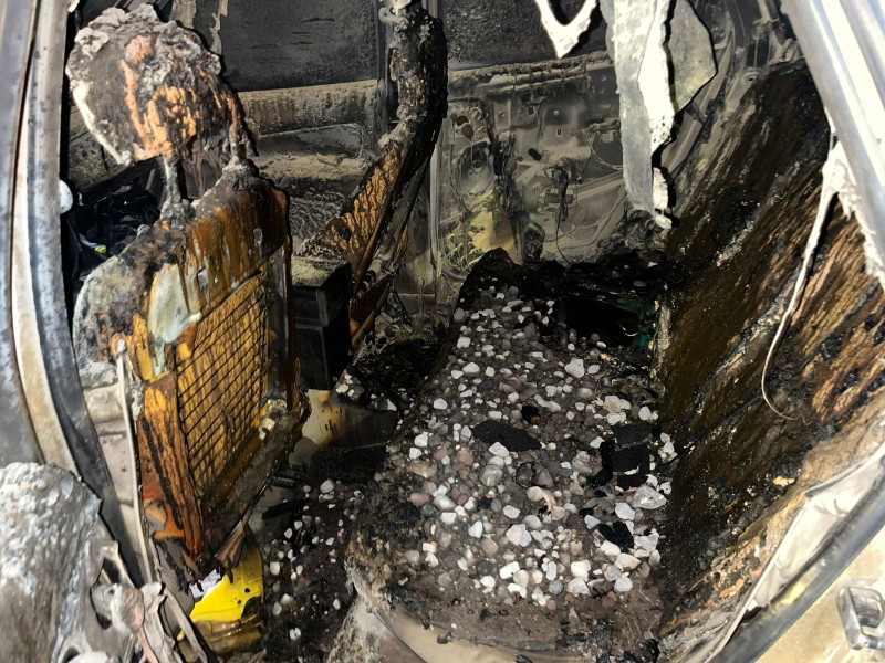 Se incendia automóvil cerca del templo de la colonia Fátima
