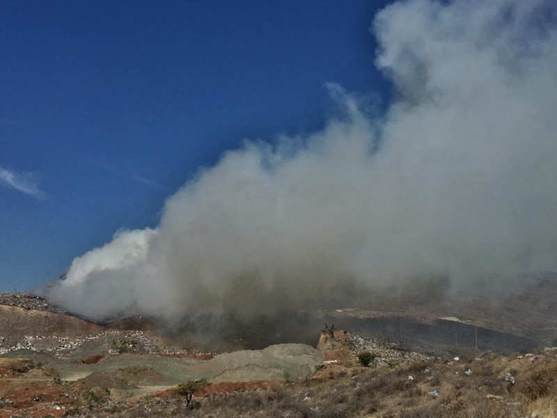 Se incendia basurero de Jioresa