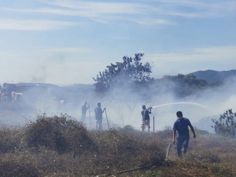 Se incendia basurero municipal de Zihuatanejo
