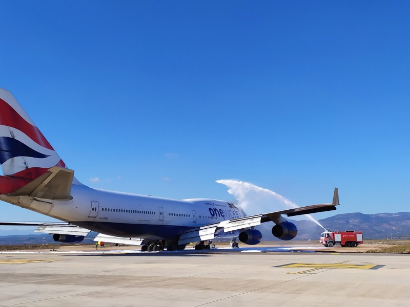 Se incendia Boeing 747 en un aeropuerto de España