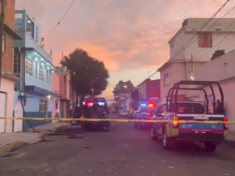 Se incendia casa en colonia Cleotilde Torres