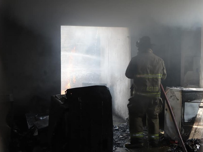 Se incendia vivienda en la colonia Milenio II