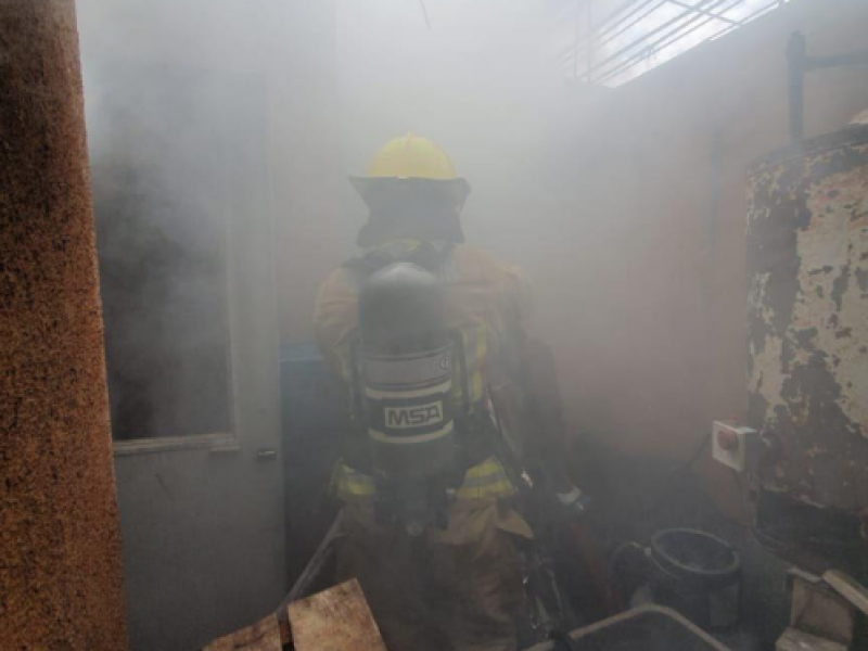 Se incendia casa habitación al sur de Puebla