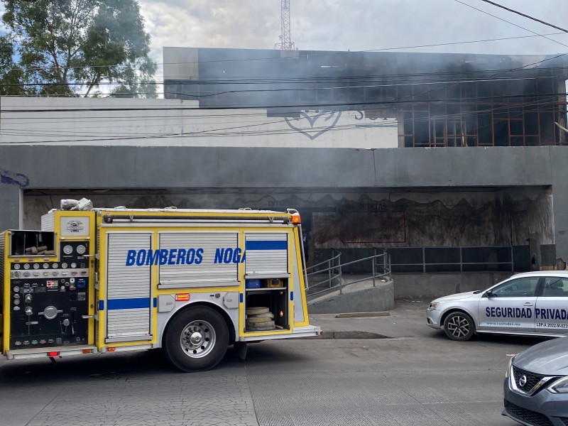 Se incendia Issste Tienda