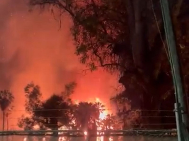 Se incendia parque acuático Comanjilla