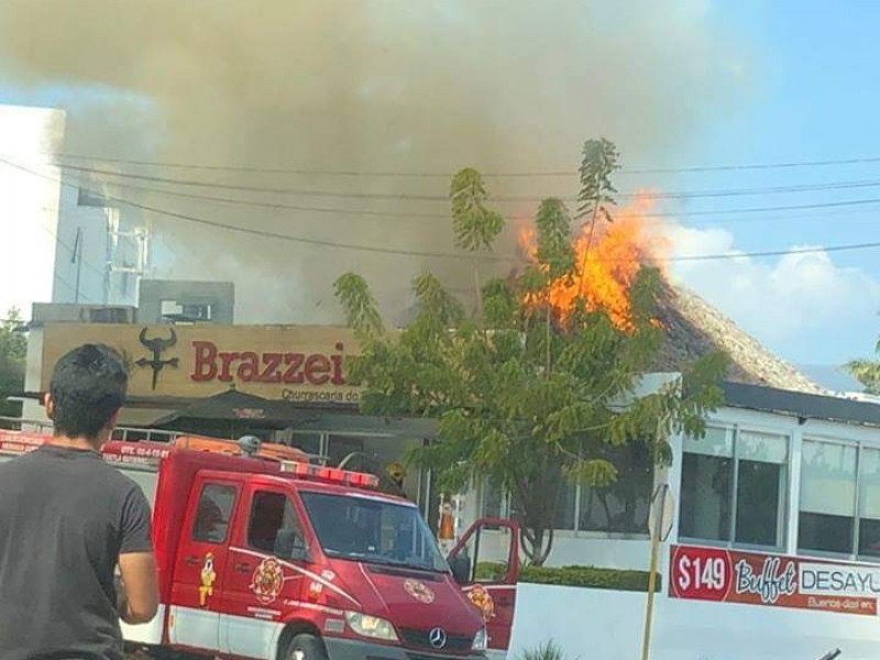 Se incendia restaurante en TGZ