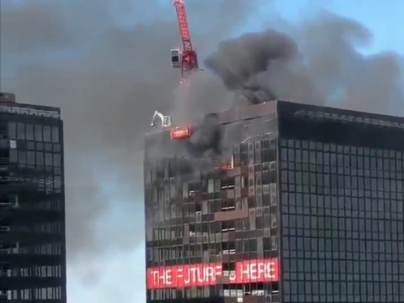 Se incendia torre del WTC de Bruselas
