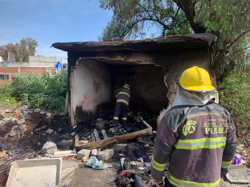 Se incendia vivienda abandonada Vista Hermosa Álamos