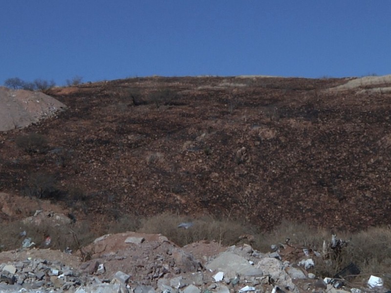 Se incendian basura y llantas usadas