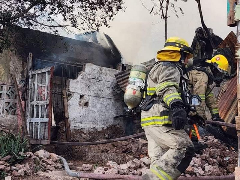 Se incendian dos viviendas abandonadas