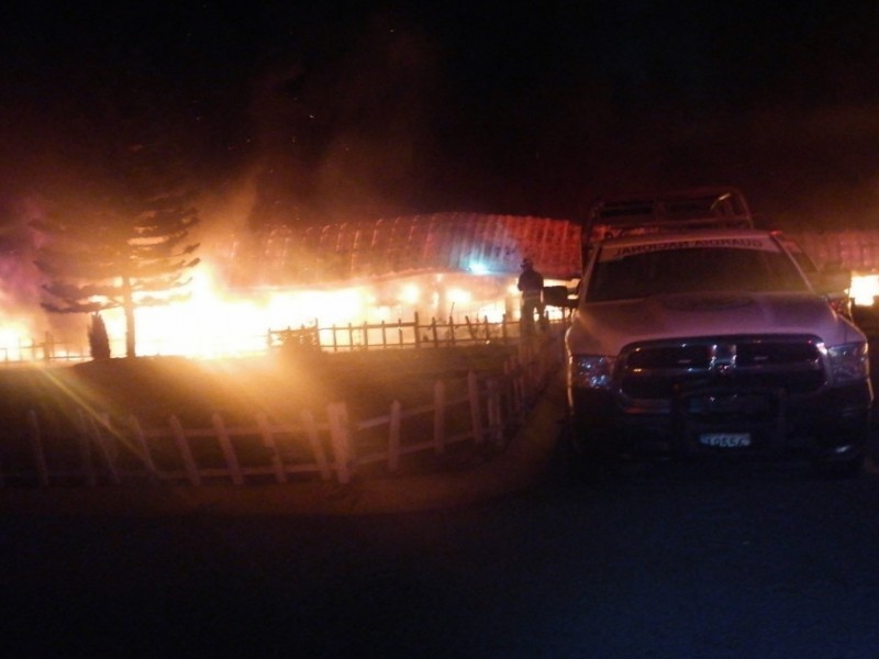Se incendian instalaciones de la Guardia Nacional en Iztapalapa