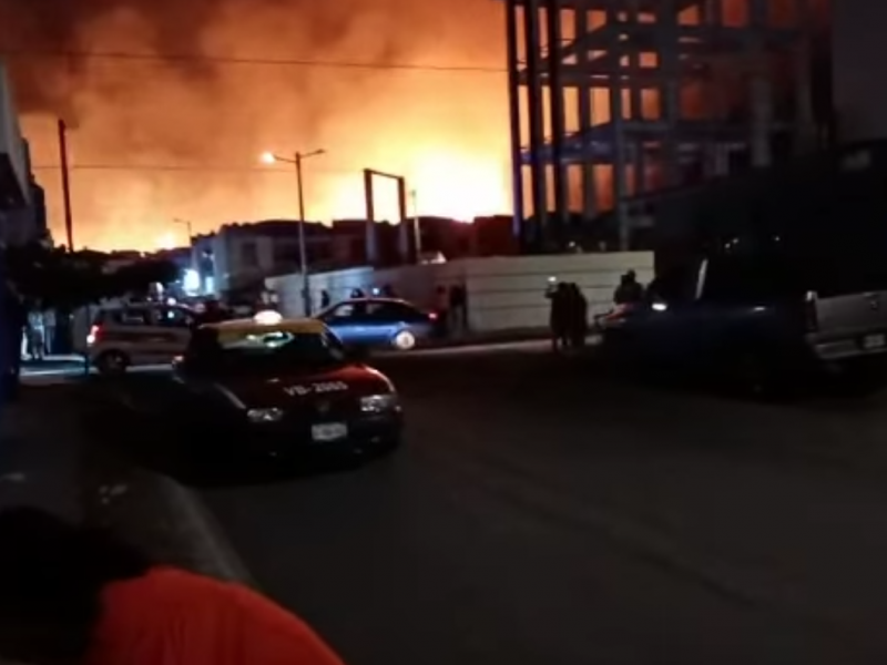 Se incendian pastizales al norte de la ciudad de Veracruz