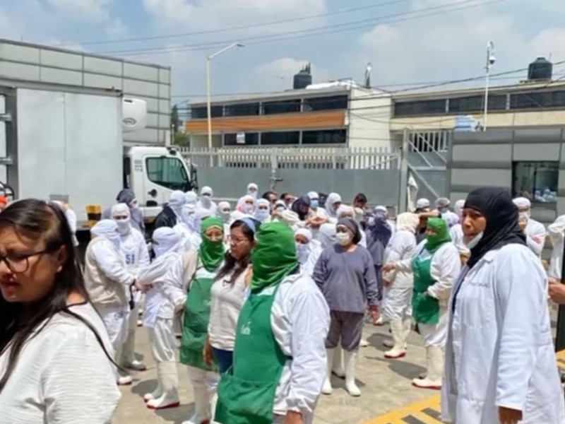 Se intoxican 100 trabajadores por dióxido de carbono