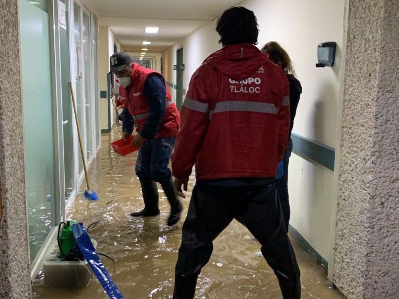 Se inunda Hospital General de Atizapán de Zaragoza