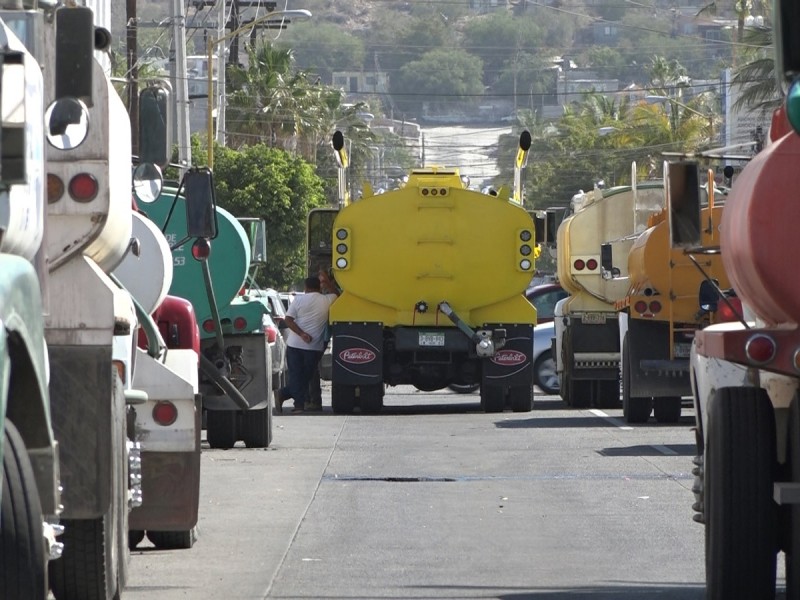 Se llega a un acuerdo con transportistas de agua potable