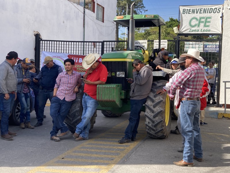 Se manifiesta Comité Pro Mejoramiento del Agro  Guanajuatense A.C.