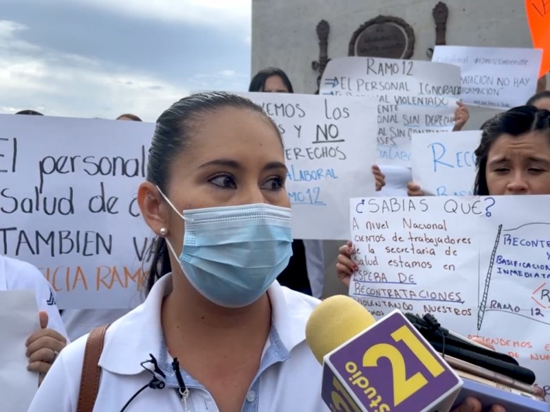 Se manifiesta personal de salud en Palacio, piden seguridad laboral