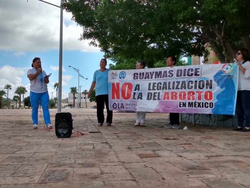 Se manifiestan contra el aborto