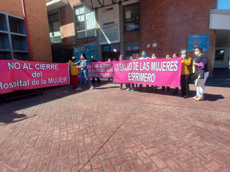 Se manifiestan contra reubicación del Hospital de la Mujer