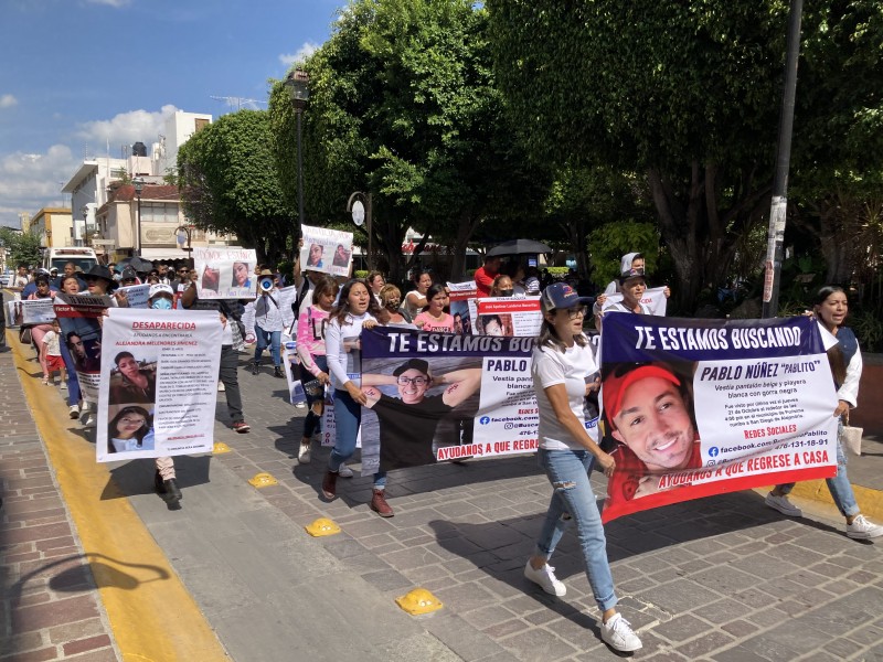 Se manifiestan en San Francisco del Rincón por familiares desaparecidos
