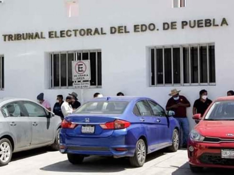 Se manifiestan pobladores de Coyomepan, piden anulación de elecciones