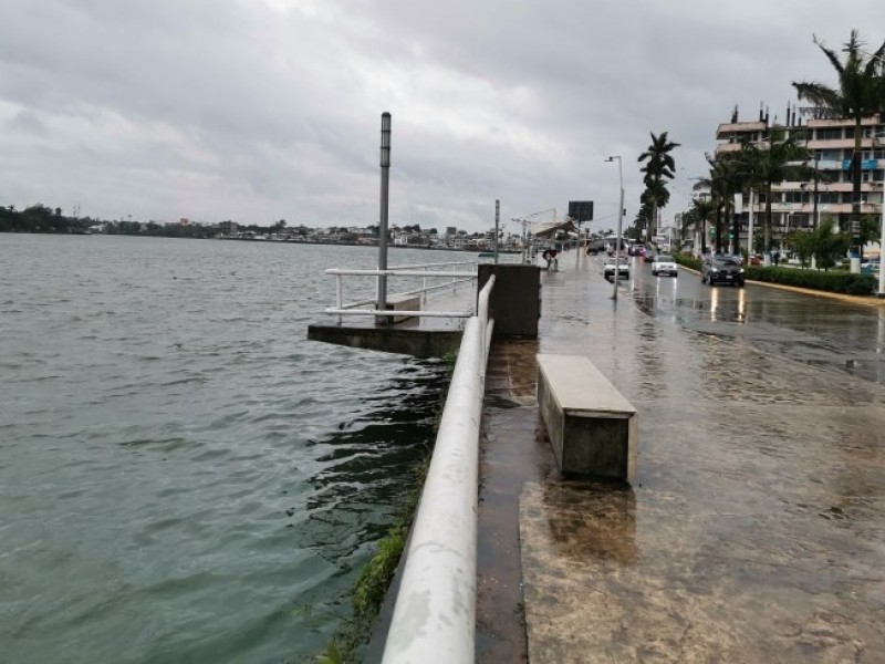 Se mantiene ambiente fresco en Tuxpan