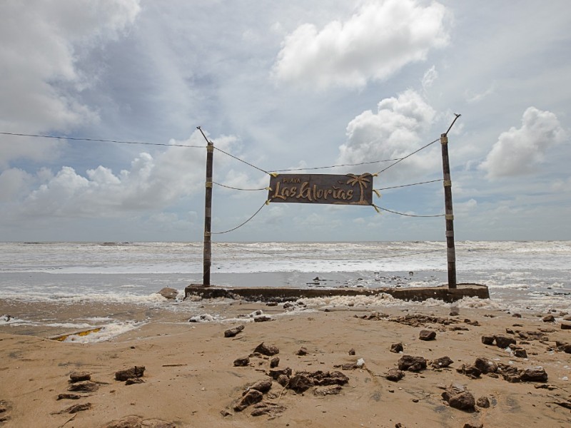 Se mantiene cerrada playa Las Glorias por efectos de 