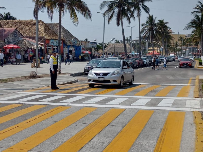 Se mantiene operativo de tránsito en Veracruz por periodo vacacional