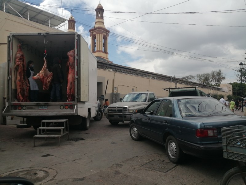 Se mantiene venta en días patrios en mercados