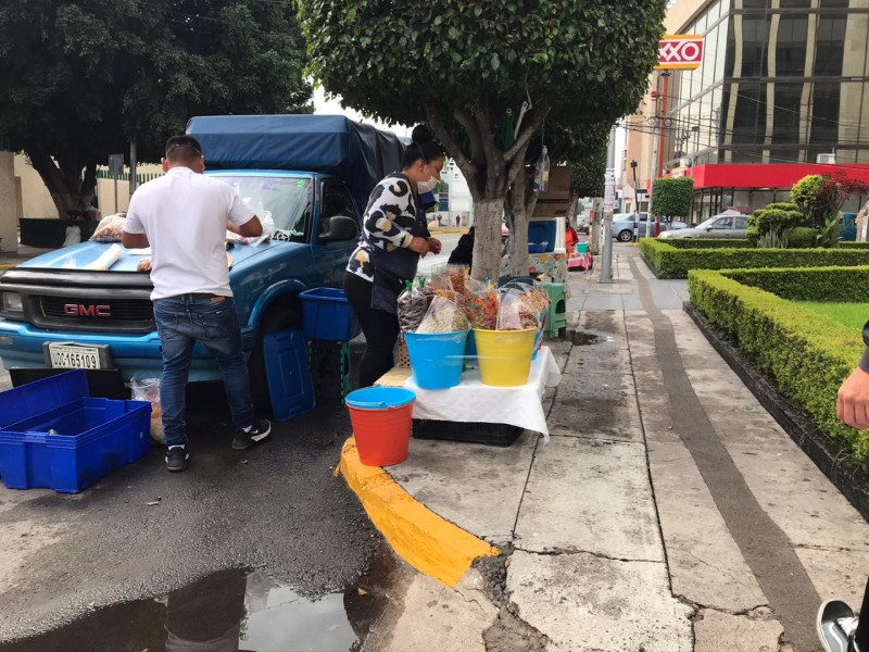 Se mantienen bajas las ventas para el comercio informal