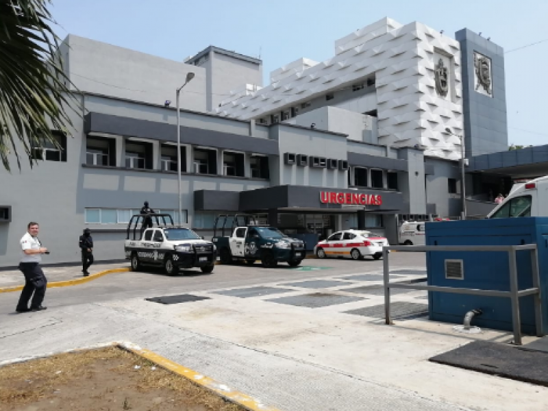 Se mantienen operativos en centros comerciales y hospitales por covid-19