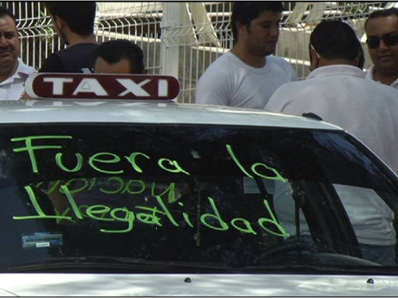 Movilización de taxistas contra Uber en Zacatecas