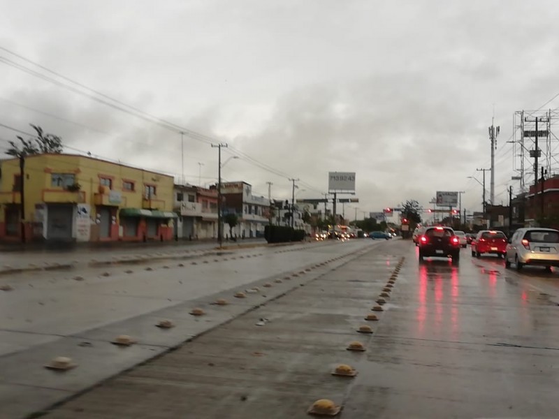 Se normalizan vialidades tras la lluvia