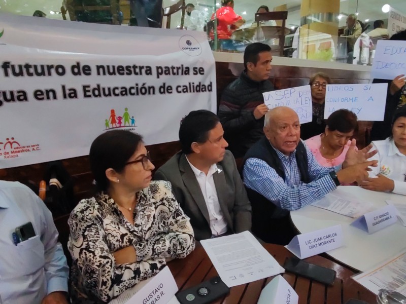 Se oponen a distribución de libros de texto en Veracruz