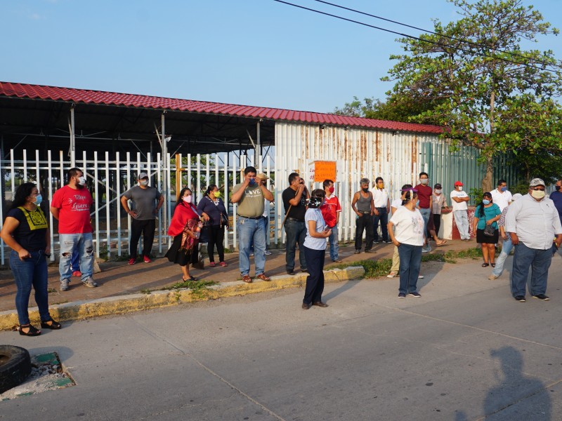 Se oponen a la construcción de Unidad Covid en Ixtepec