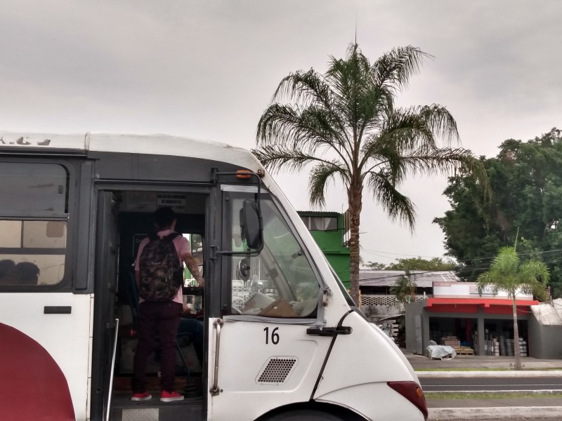 Se oponen al alza de tarifa del transporte