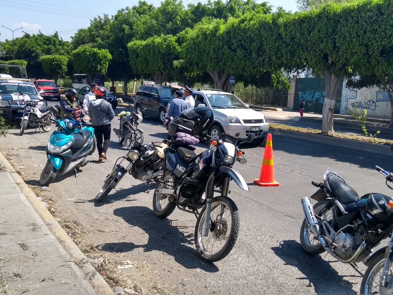 Se oponen motociclistas a ser multados