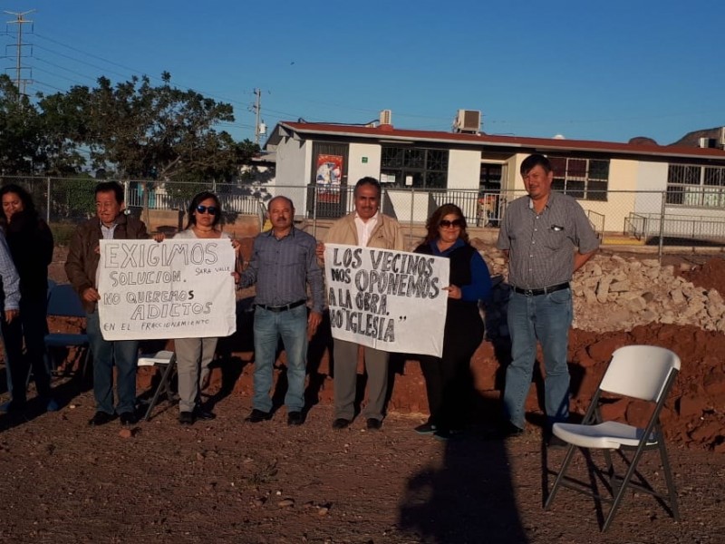 Se plantan vecinos, defienden àrea verde