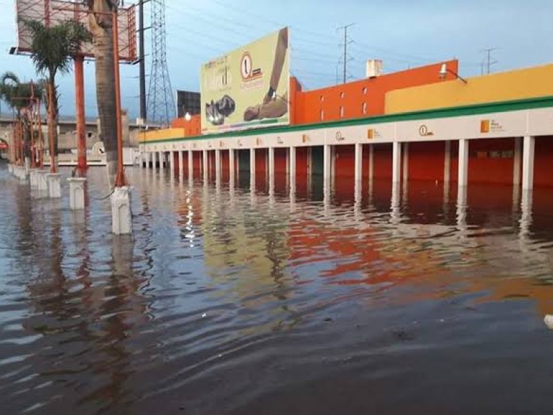 Se prepara San Mateo Atenco para evitar inundaciones