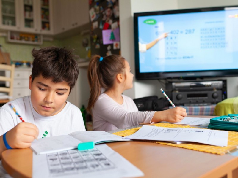 Se preparan para retomar clases a distancia lunes 11 enero