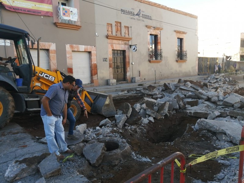 Se presenta hundimiento en el centro de Fresnillo