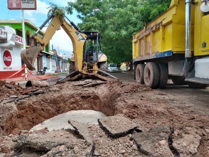 Se presentan hundimientos tras las lluvias