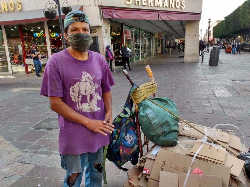 Se queda sin aguinaldo pero llevará sonrisas a casa