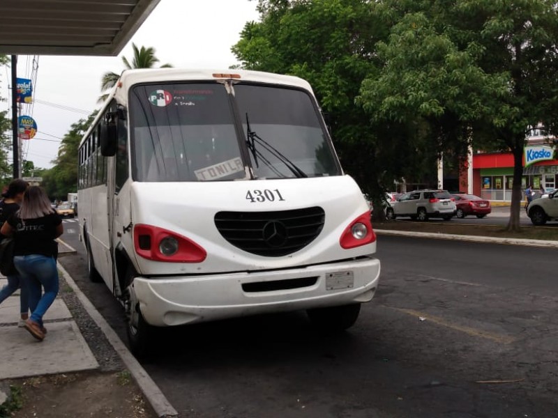 Se quejan del pésimo servicio de transporte suburbano