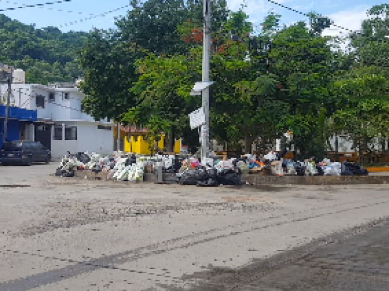 Se quejan del retraso de recolección de basura