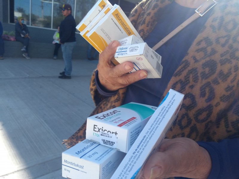 Se quejan por desabasto de medicamentos en ISSSTE