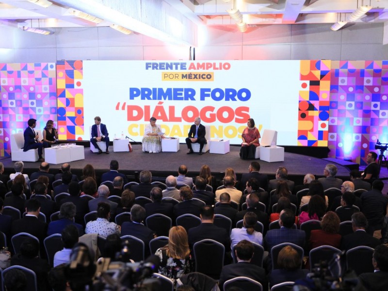 Se realiza el Primer foro del Frente Amplio por México