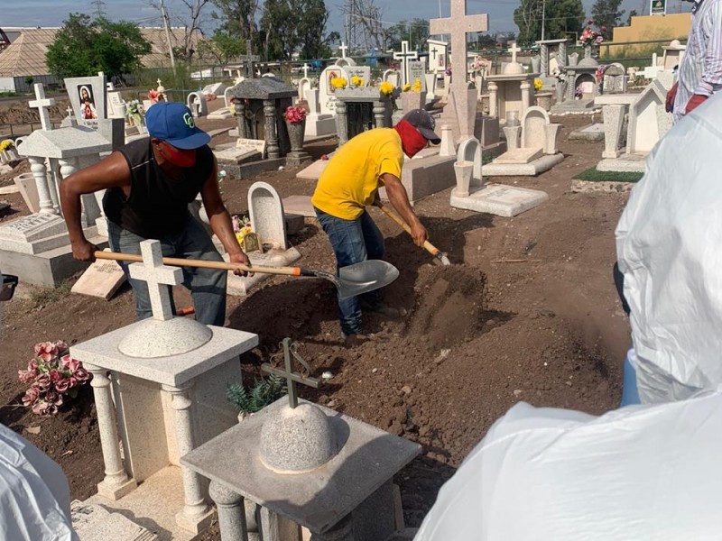 Se realiza Exhumación por denuncia de familiares del difunto