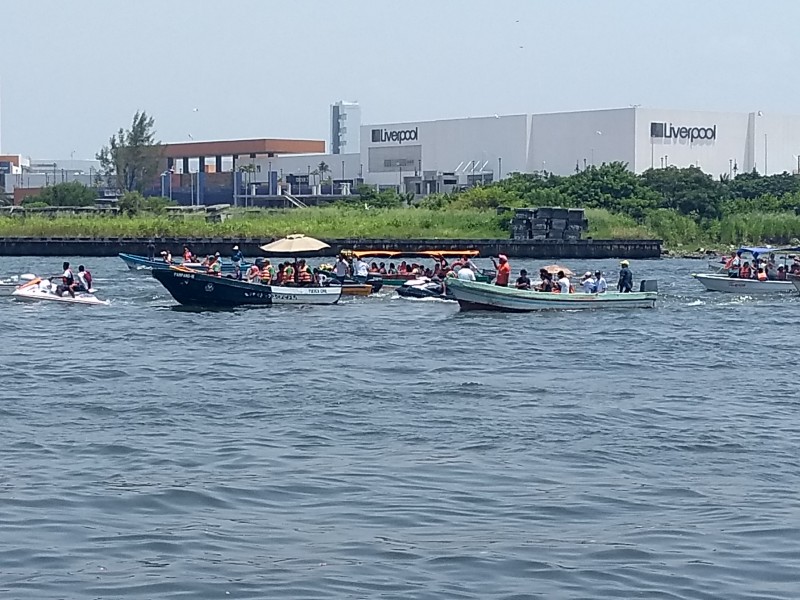 Se realiza paseo en río Jamapa