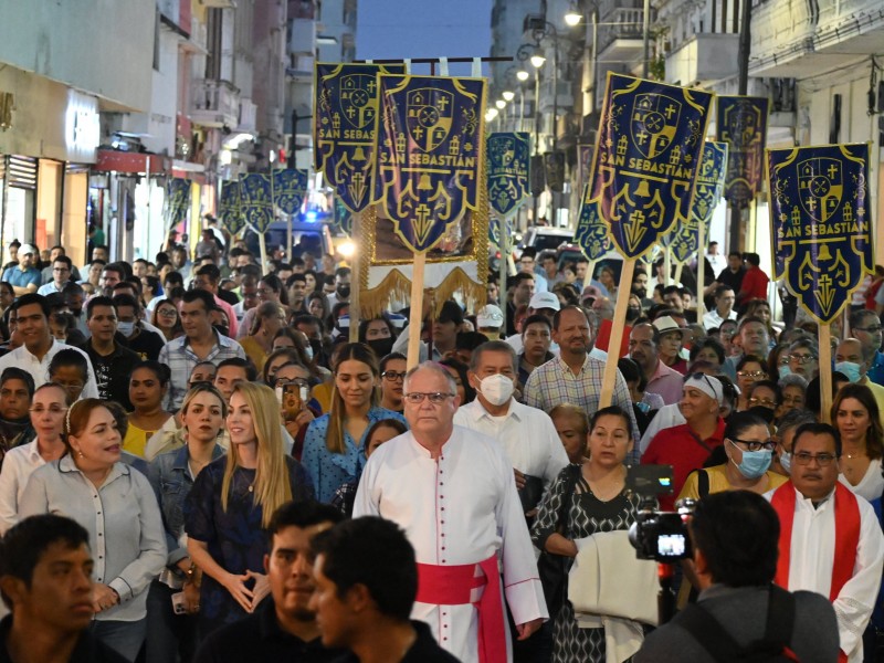 Se realiza procesión a San Sebastián, Santo Patrono de Veracruz